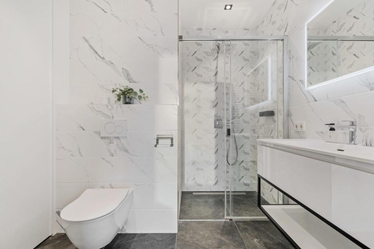 Appartement De Luxe 1 Chambre A Coucher, Centre Commercial, Piscine Et Fitness Люксембург Экстерьер фото