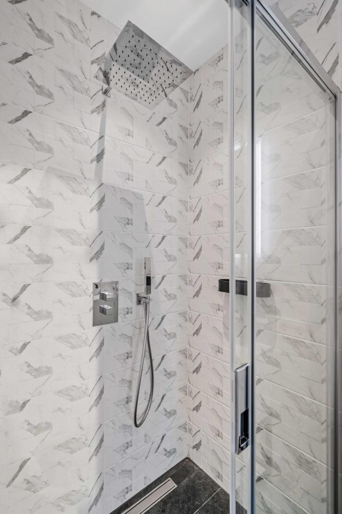 Appartement De Luxe 1 Chambre A Coucher, Centre Commercial, Piscine Et Fitness Люксембург Экстерьер фото