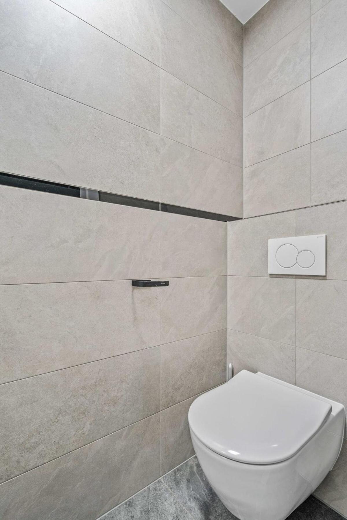 Appartement De Luxe 1 Chambre A Coucher, Centre Commercial, Piscine Et Fitness Люксембург Экстерьер фото
